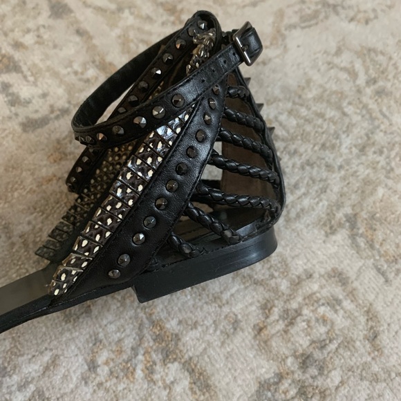 Rachel Roy Flat Sandals - Picture 4 of 7